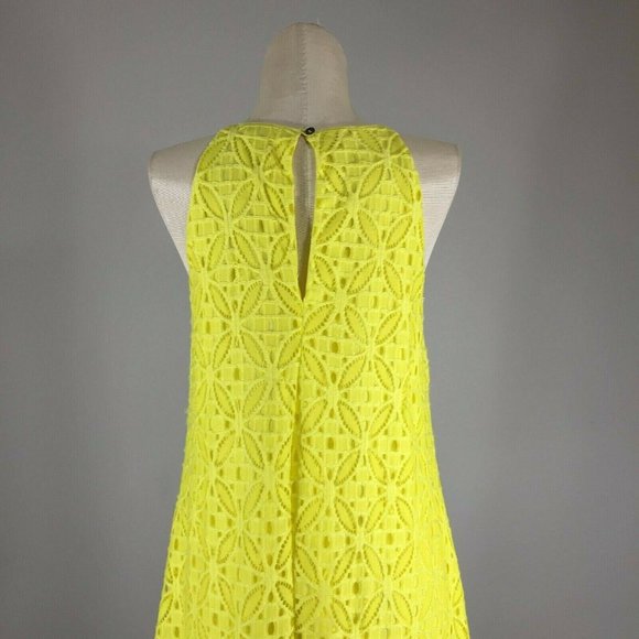 NWT Gianni Bini GB Yellow Lace Dress S Sleeveless High Neck Keyhole Back Overlay - Picture 4 of 11